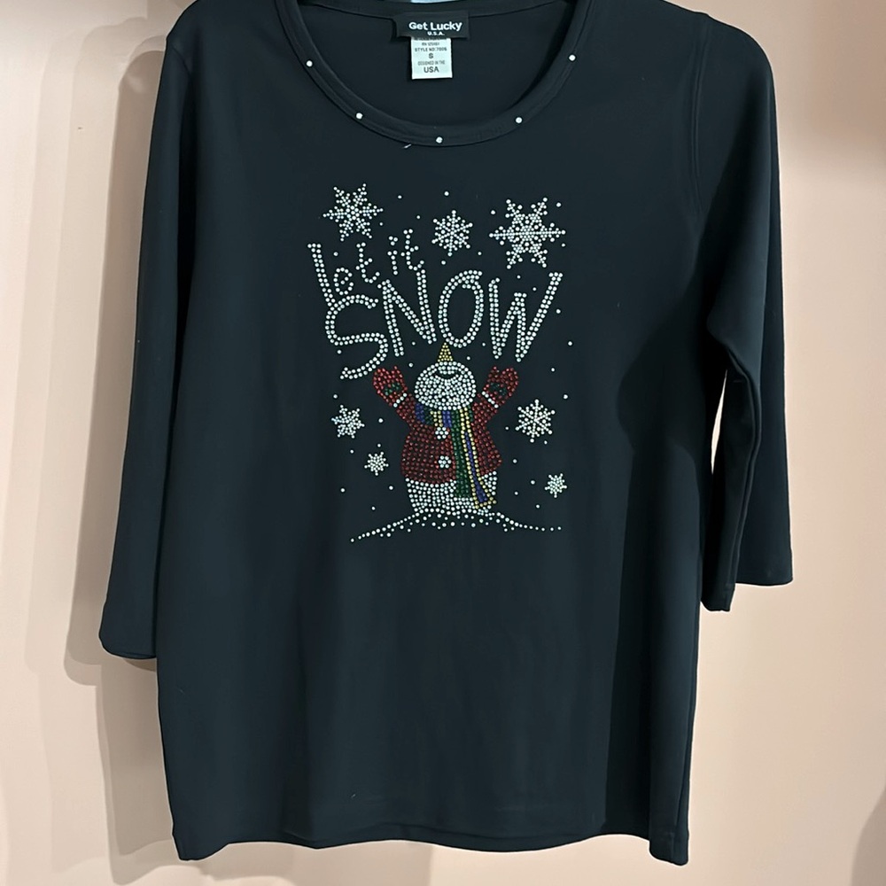 Women’s holiday 3/4 sleeve shirt size S.